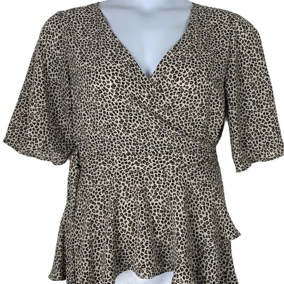 🐆 Bobeau Leopard Peplum Print Wrap Top Size Large - Picture 1 of 8